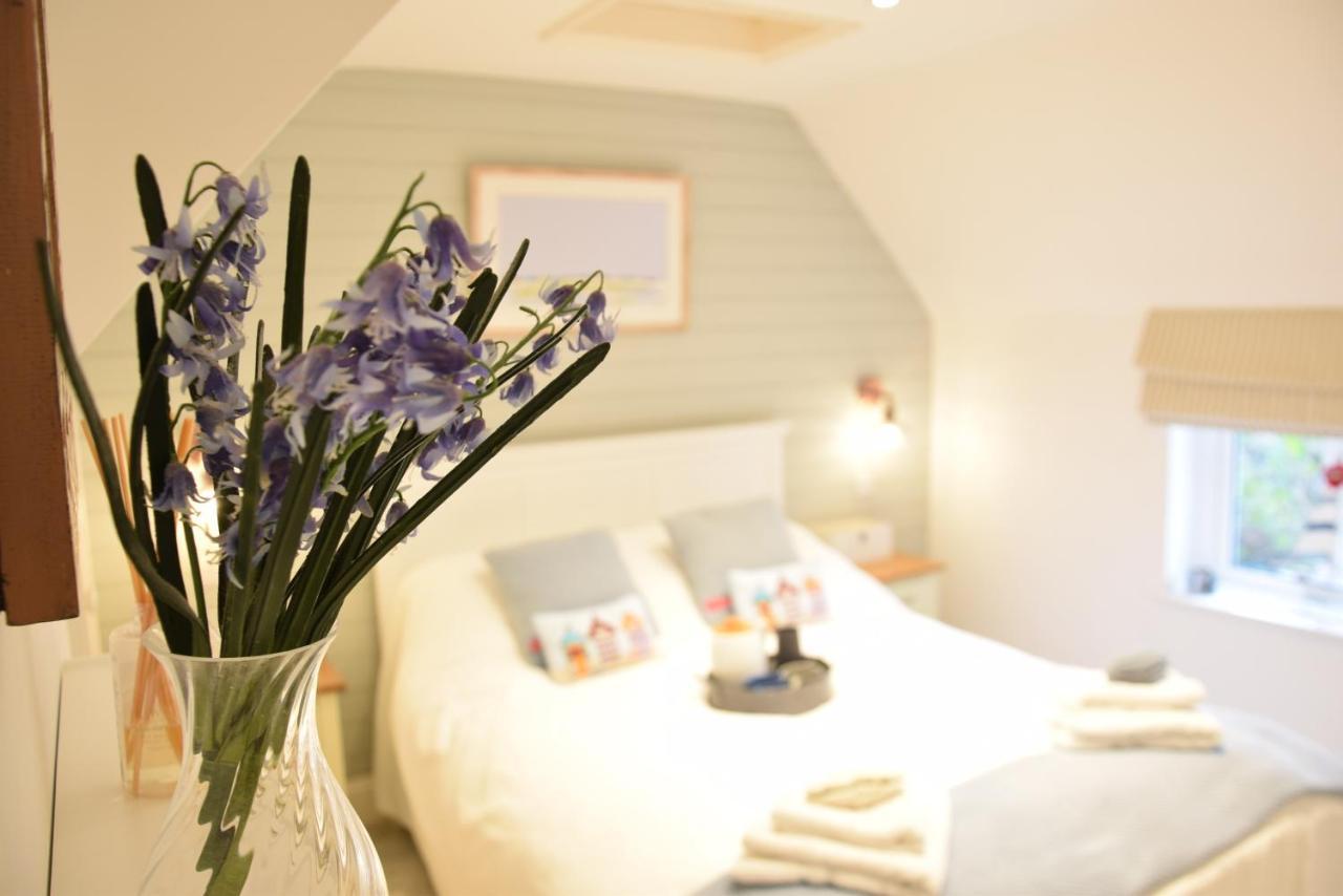 The Smokehouse Cottage เซาท์เวิลด์ ภายนอก รูปภาพ